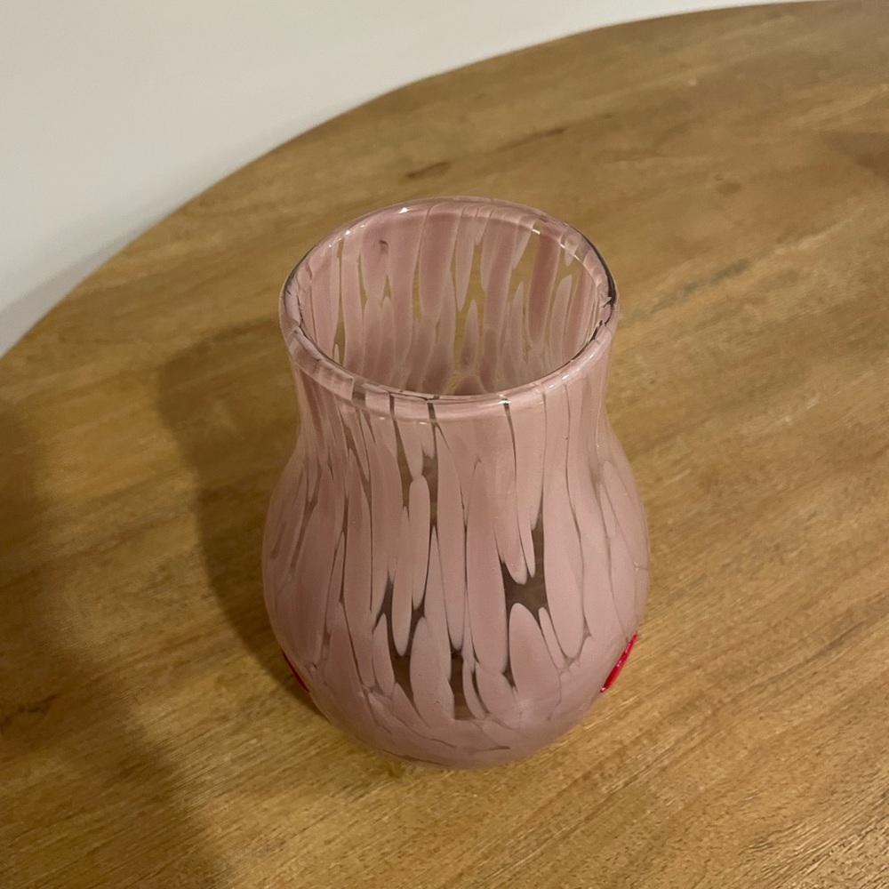 Anthropologie Icon Valentines Vase - Picture 3 of 4
